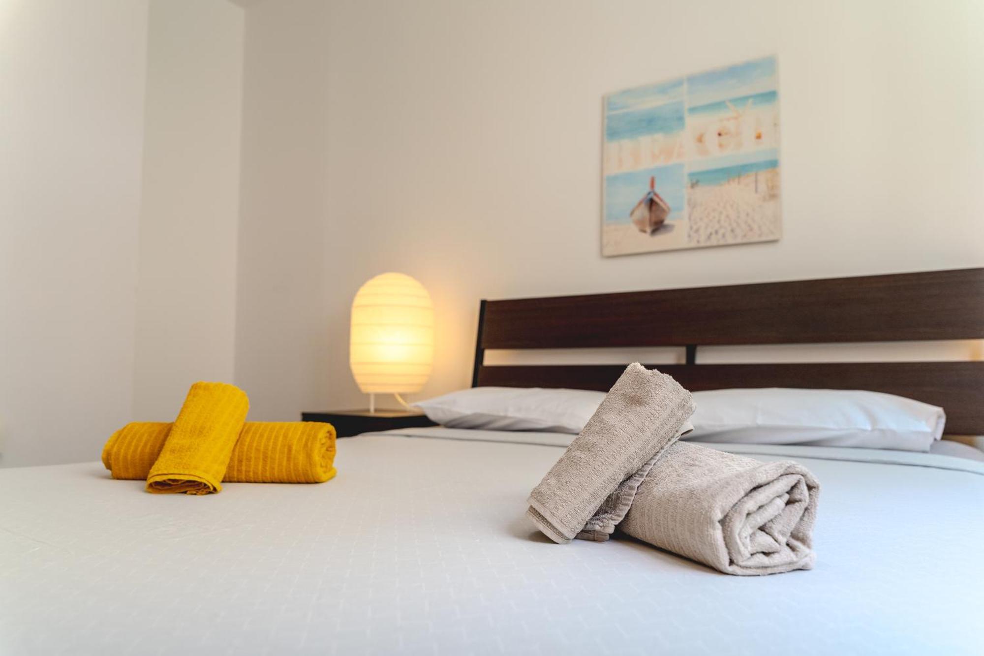 Kave Blue Mackenzie 1 Bdr Flat With Pool Apartamento Larnaca Exterior foto